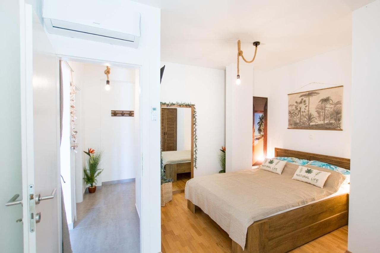4 * Apartment Sunset Close To The Sea Kastela Exterior photo